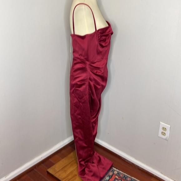 House of CB Flora Wine Satin Pleated Corset Midi Dress‎ L+ - Picture 6 of 13